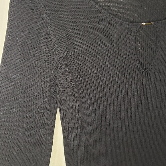 Holt Renfrew Ribbed Keyhole  Sweater - Picture 5 of 12